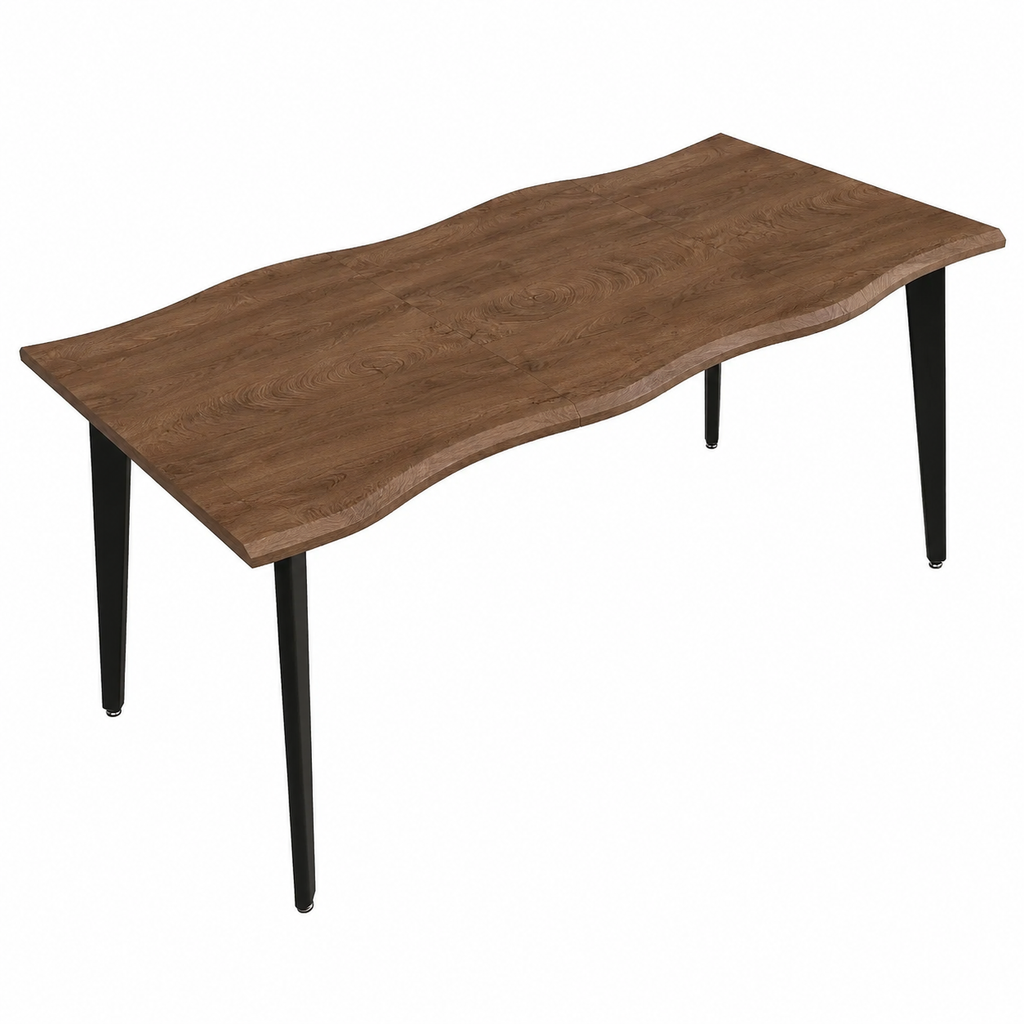 Table de salle à manger en bois clair
